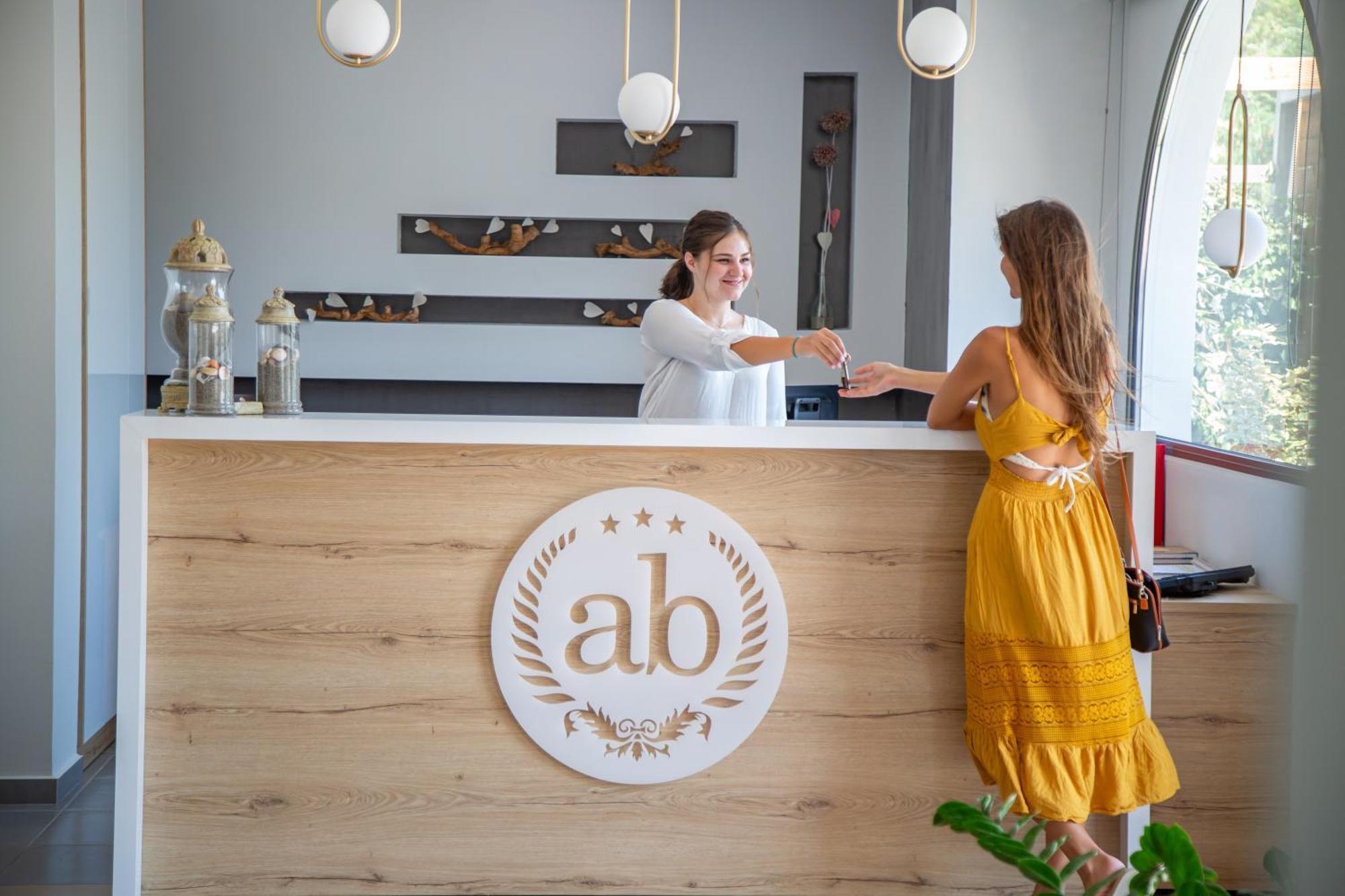 Alianthos Beach Hotel Plakiás Eksteriør bilde